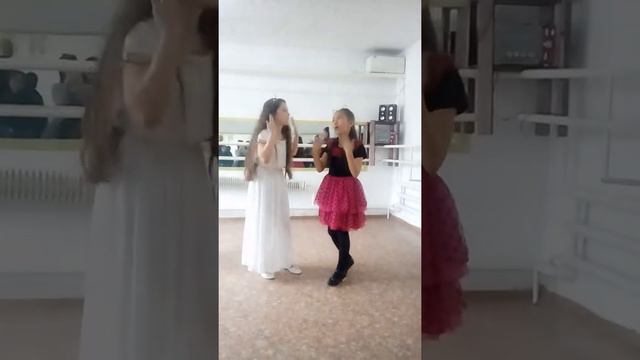 Дуэт Кошек смотреть онлайн