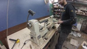 Двуручный валик для прикатки пластика, шпона