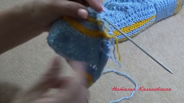 Их связали уже миллионы подписчиков! Очень удобные тапочки без единого шва смотреть онлайн