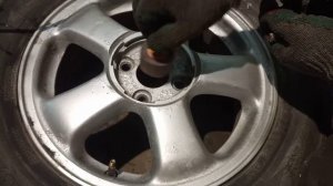 Как расточить центр диска своими руками.