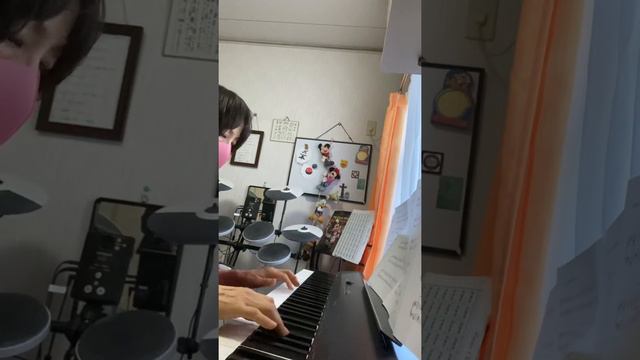 電子ピアノで「人生のメリーゴーランド」を弾いてみました смотреть онлайн