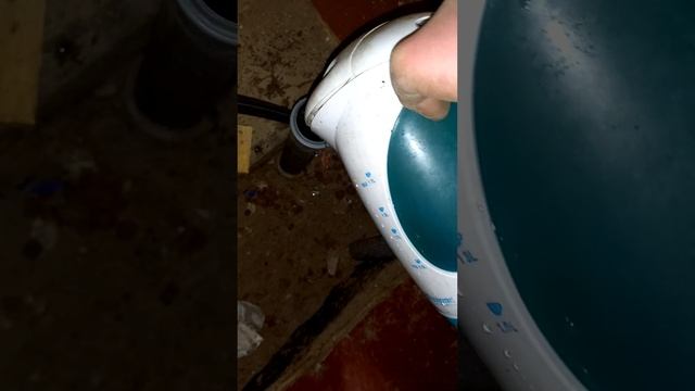 Отвод воды с кухни дачного домика(под одну раковину) смотреть онлайн