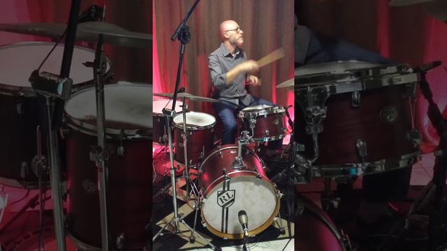 Sax To The Max By Mike Lewis (drumcover)