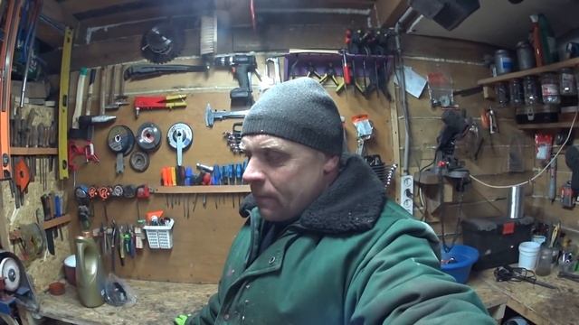 ДЕЛА ТЕКУЩИЕ / ДРОБИМ ЗЕРНО / ОТКУДА ЗЕРНО / О КОРМАХ / О КАНАЛЕ / О ХОЗЯЙСТВЕ / ДЕНЬ В ДЕРЕВНЕ смотреть онлайн