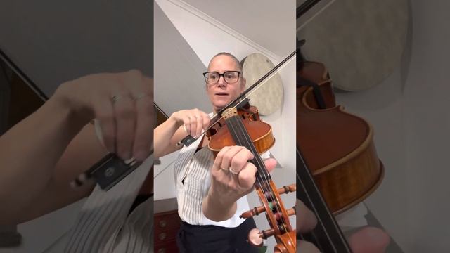 E Major BLUES Scale Arpeggio смотреть онлайн