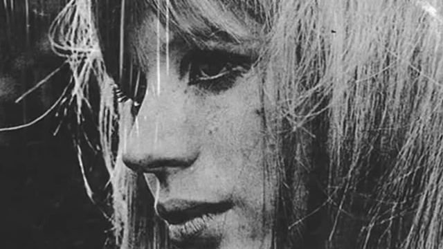 'Summer Nights' - Marianne Faithfull