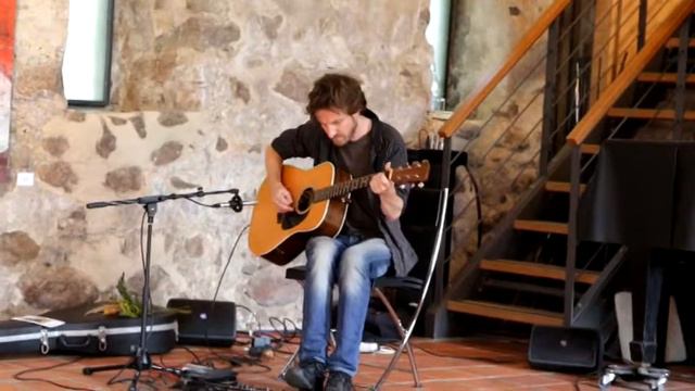 Dirk Homuth solo guitar - "Knives out" (Radiohead) смотреть онлайн