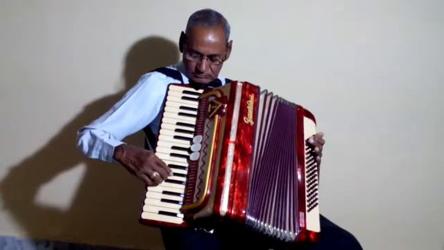 Piano Accordion-(32)Song: Sakhi ri sun bole papiha, Film: Miss Mary (1957), Singer: Lata, Asha смотреть онлайн