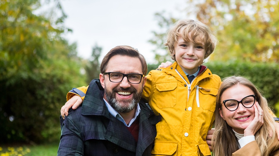 Робо - Официальный трейлер (HD)