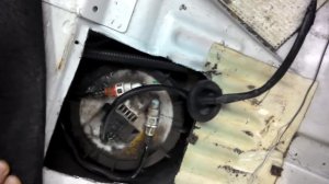 Форд фокус 1 лючок бензобака