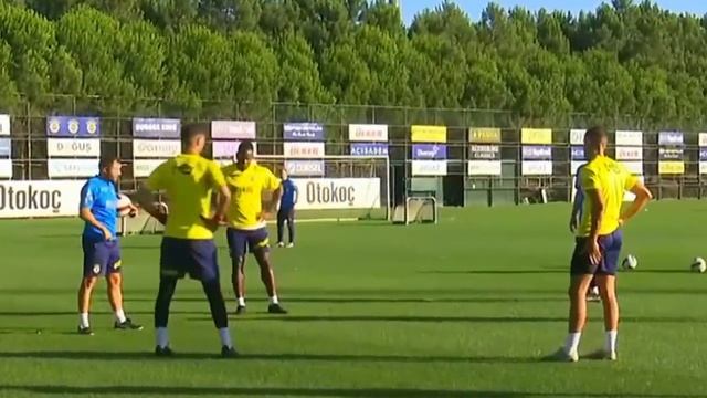 ''F.Bahçe'ye Gelince Kuralları Unutuyorlar!'' Bünyamin Gezer Çıldırdı! l Fenerbahçe 4-2 Hatayspor смотреть онлайн