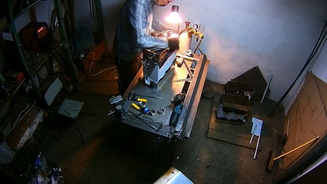 Три канистры из нержавейки AISI304 по 20литров, TIG сварка аргоном (часть 1) смотреть онлайн