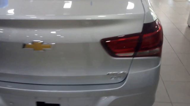 Detalhes novo Chevrolet Cobalt 2019 prata LTZ смотреть онлайн