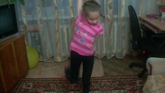 ВИКУЛЯ ПОЗДРАВЛЯЕТ МАМУ С ДНЁМ ТАТЬЯНЫ!!! смотреть онлайн