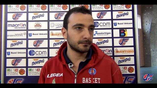 [Novipiù Cup 2015] Intervista a Luca Angella, allenatore Pistoia Basket 2000 смотреть онлайн
