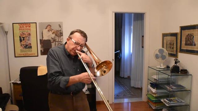 21. A NIGHT IN TUNISIA - NC Trad Trombone Solo смотреть онлайн