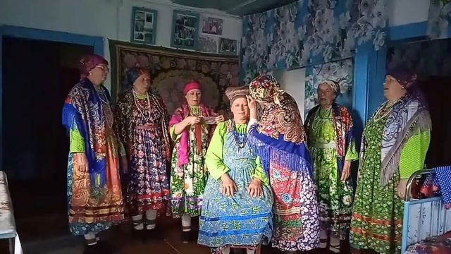 Элемент второго дня савдебного обряда. Посвящение семейской женщины в жены. с Новосалия смотреть онлайн