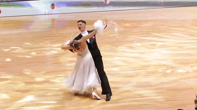 Михаил Майданюк - Анна Снегирь Minsk Open Молодежь Танго смотреть онлайн