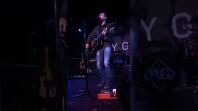 Erik Dylan - Fishing Alone смотреть онлайн