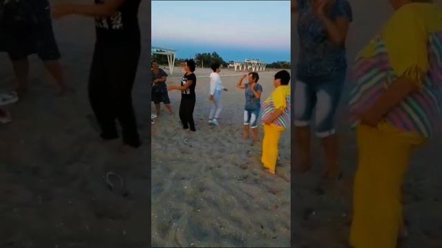 Танцы на песке. Беляус. смотреть онлайн