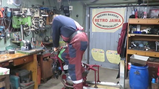 5.2.19. ДВИЖОК 360 из Берлина смотреть онлайн