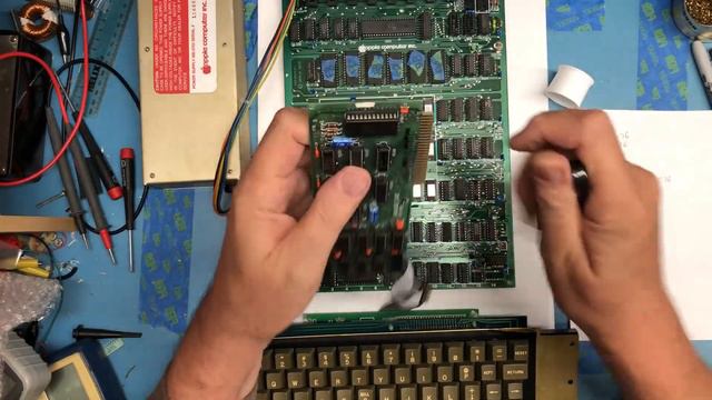 APPLE II Plus - Part 6 - Does it still work? Connecting up the electronics - STB191 смотреть онлайн