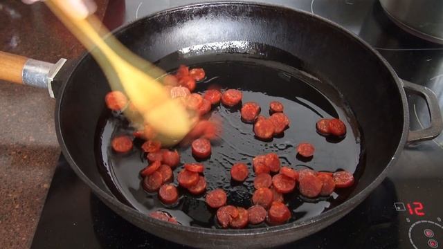 Гороховый суп с копчеными РЕБРЫШКАМИ и РУЛЬКОЙ! Просто и понятно! смотреть онлайн