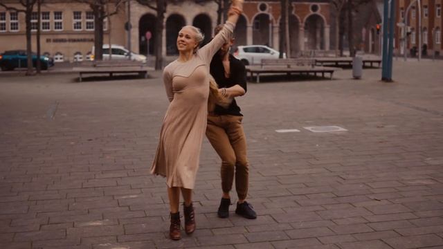 Janis & Zoé | Michael Schulte - Somone Bachata Remix | Bachata Sensual | Couple Dance | Paartanz смотреть онлайн