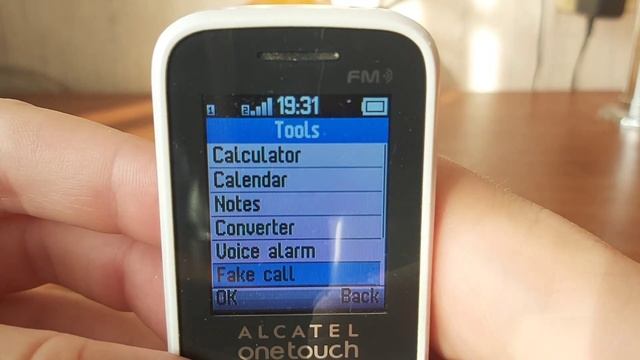 Alcatel One Touch 1040D Review