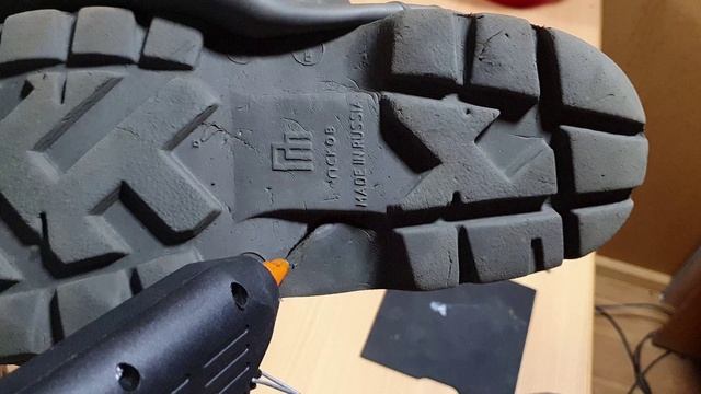 РЕМОНТ САПОГ ИЗ ПЕНКИ  ЗА 5 МИНУТ.