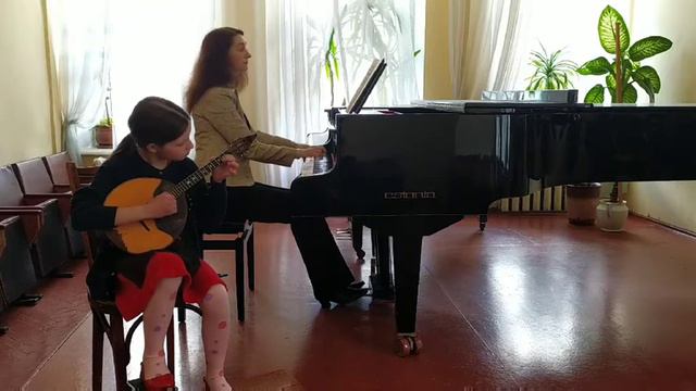 В. Кролл "Полька віслючка", виконує Софія Куржинська, акомпонує Тетяна Чигрин. смотреть онлайн