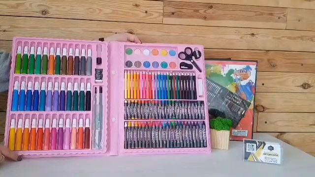 Детский подарочный набор для рисования и творчества в чемоданчике Art set смотреть онлайн
