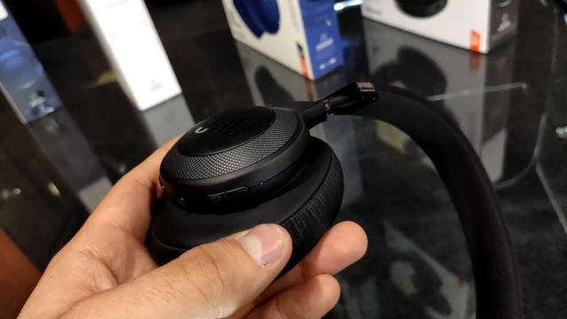 Обзор JBL E65BTNC. Оптимальные наушники до 5000 рублей? смотреть онлайн