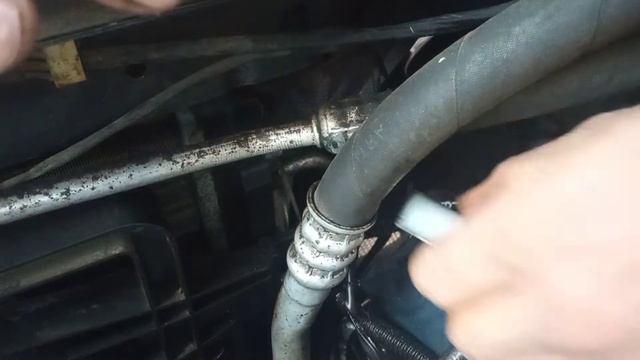 Как заменить датчик гидроусилителя ( ГУР ) dacia logan 1.6 датчик давления масла гидроусилитель ГУР смотреть онлайн