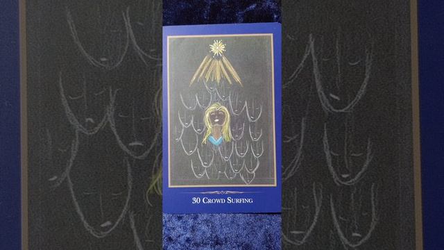 Crowd Surfing ?️ The Empathic Oracle card meaning смотреть онлайн