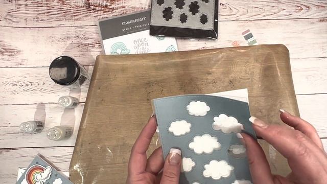 Sparkly 3D Effect with Stencils | How To Get a Raised Stencil Image Using Textured Paste смотреть онлайн