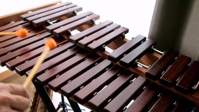 70【KOROGI卓上木琴】desk xylophone improvisation「白砂」YAMAHA ME-302 смотреть онлайн