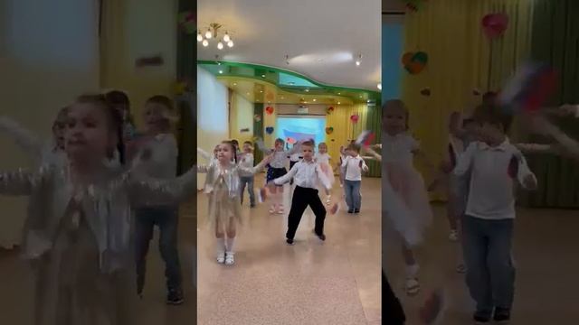 Тематический праздник в группе "Цветочки" смотреть онлайн