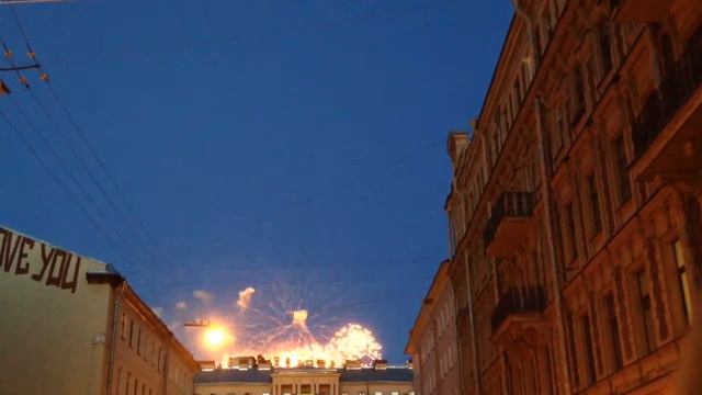 Салют в честь Юбилея Великой Победы. смотреть онлайн