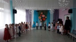 Песня "День сегодня необычный"