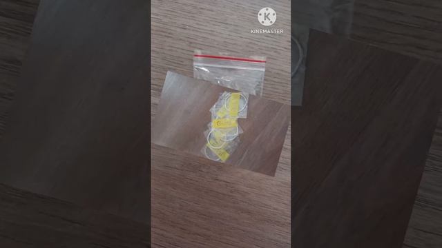 Моя Мама мне на день рождения подарила гитару./May Mom gave me a guitar for my birthday.☺️ смотреть онлайн