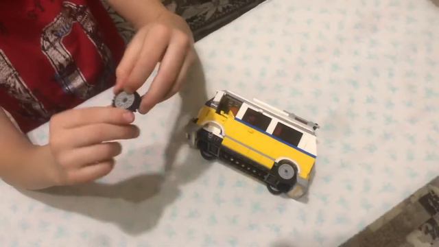 Автодом. Обзор LEGO набора Автодом серферов. Самоделки. Иркутск. Мудрый Лев смотреть онлайн