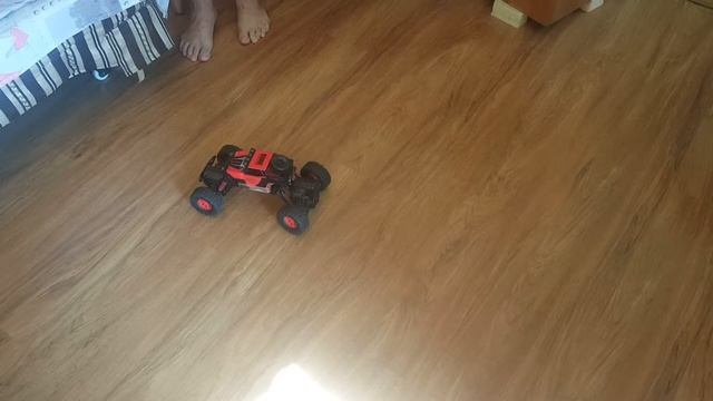 Радиоуправляемая машинка CRAZON Crawler смотреть онлайн