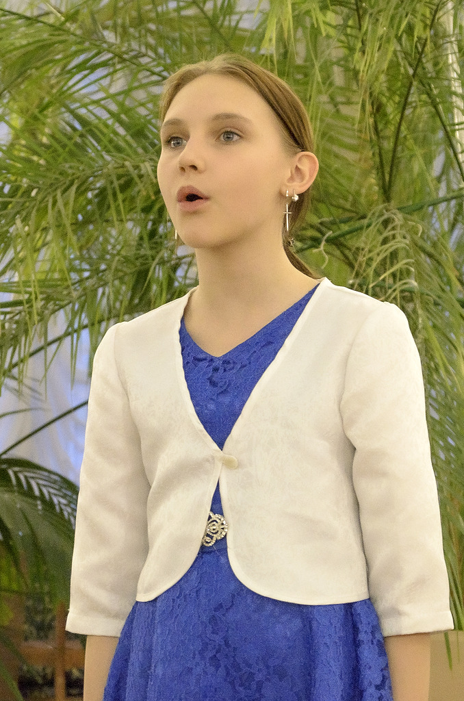 «Этот большой мир» сл. Р. Рождественского, муз. В. Чернышова смотреть онлайн