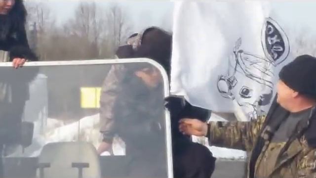 Сбор снегоходных самоделок 23 февраля у Ремикса смотреть онлайн