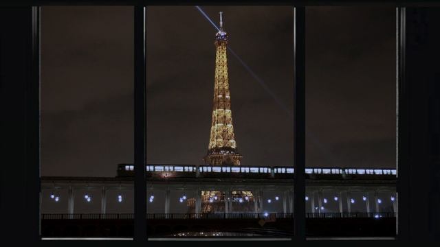 Relax/Focus in Paris to a View of the Eiffel Tower [4K] - Fake Window for Projector/TV смотреть онлайн