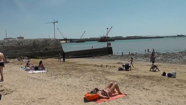 Пляж в Ля Рошель смотреть онлайн
