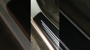 наклейки на пороги дверей от протирания краски Мицубиси аутлендер 3