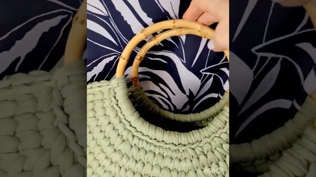 Сумка-корзина с бамбуковыми ручками смотреть онлайн