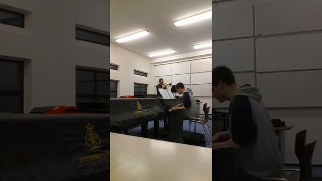 homage a bach trombone (Manel Igualada) смотреть онлайн